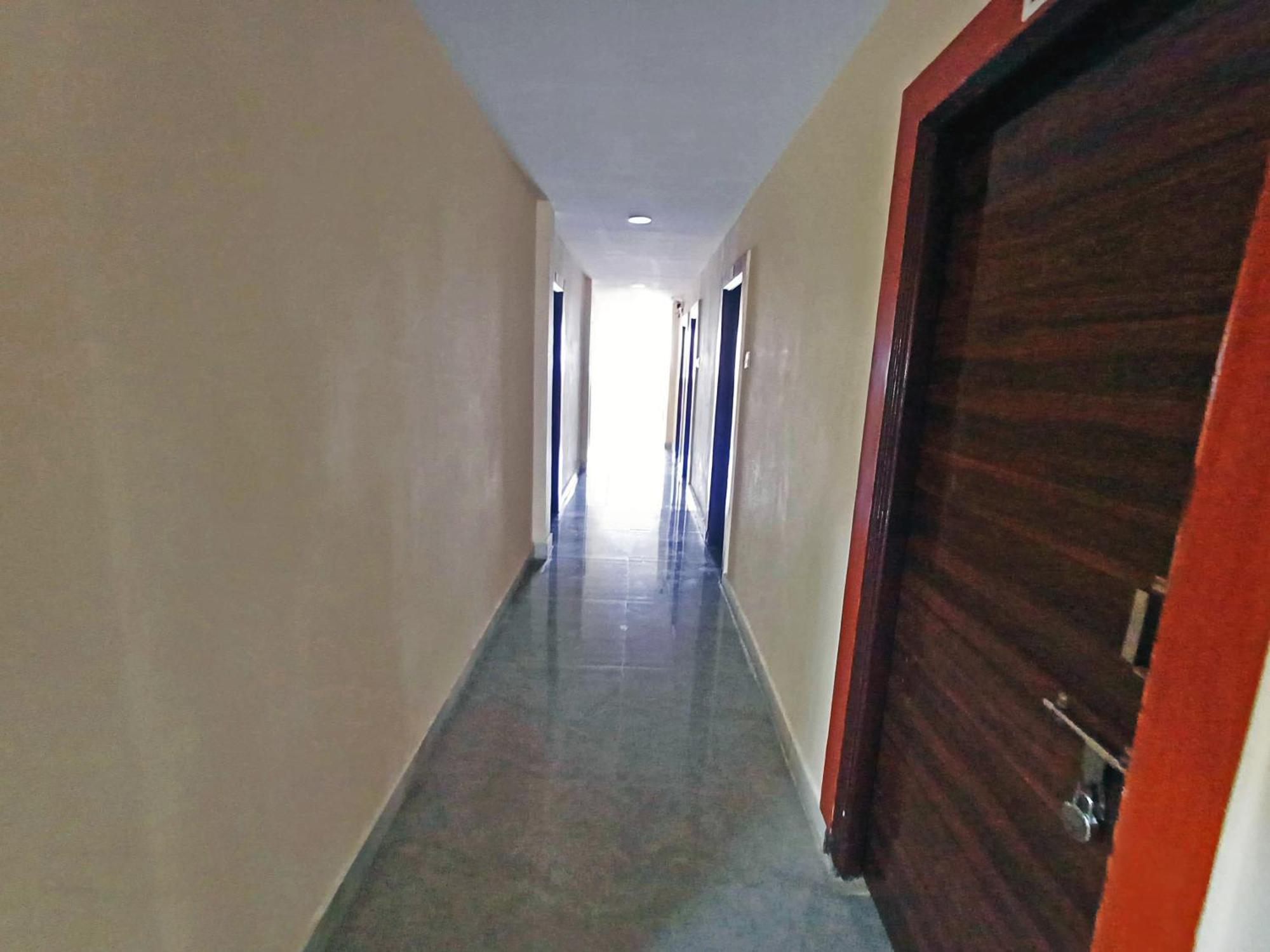 Udupi Deluxe Lodge Gulbarga Kalaburagi Ngoại thất bức ảnh