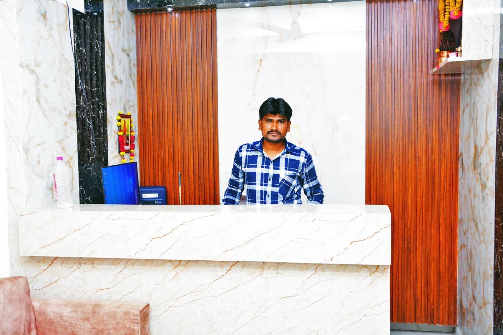 Udupi Deluxe Lodge Gulbarga Kalaburagi Ngoại thất bức ảnh