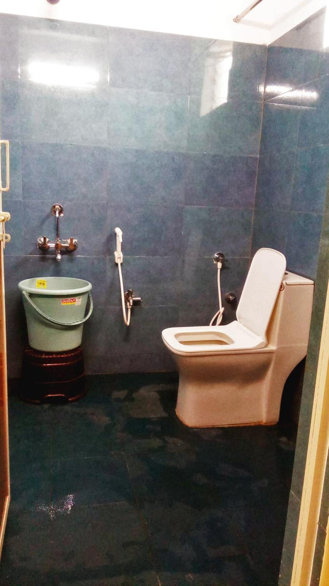 Udupi Deluxe Lodge Gulbarga Kalaburagi Ngoại thất bức ảnh