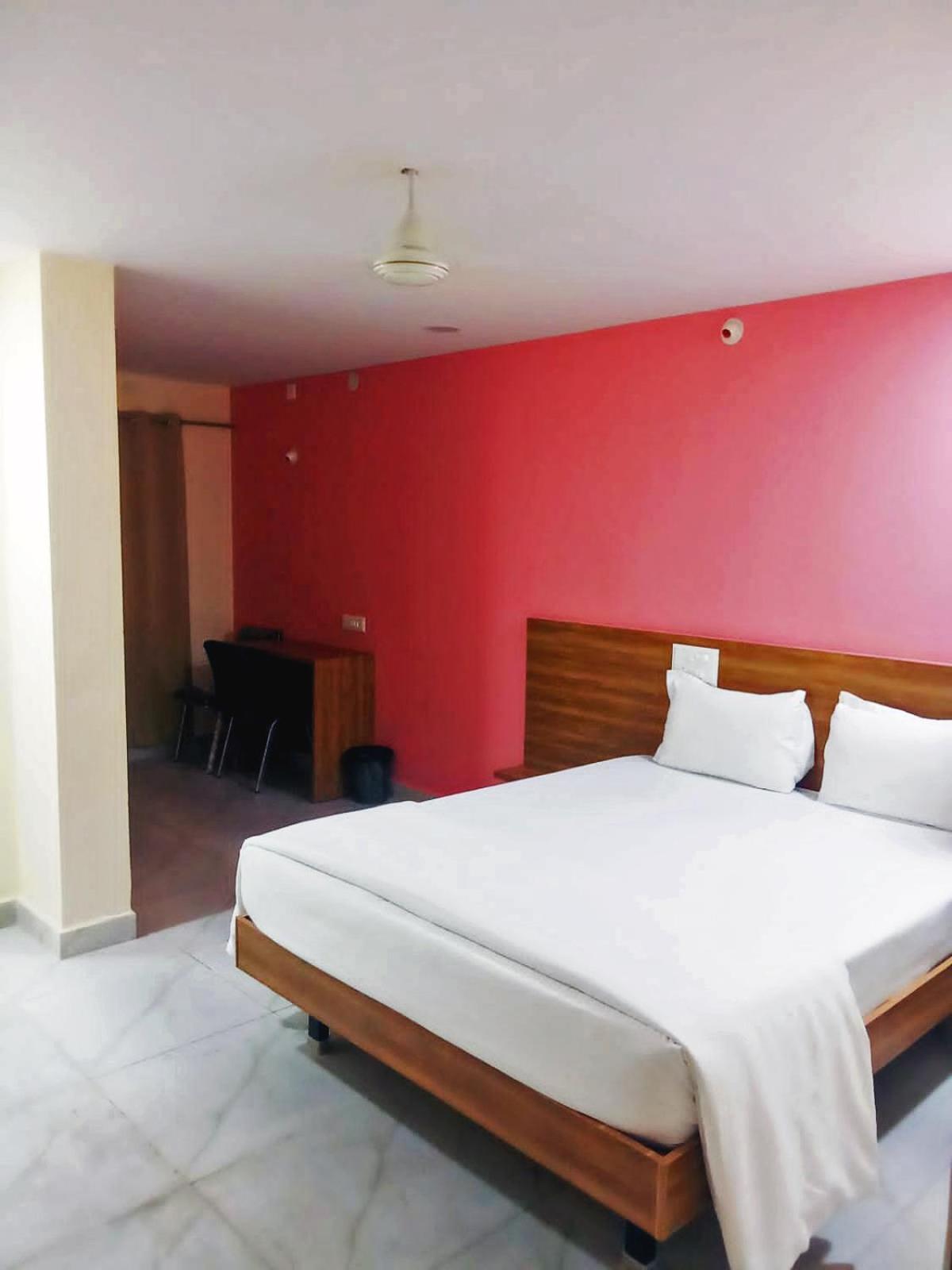 Udupi Deluxe Lodge Gulbarga Kalaburagi Ngoại thất bức ảnh